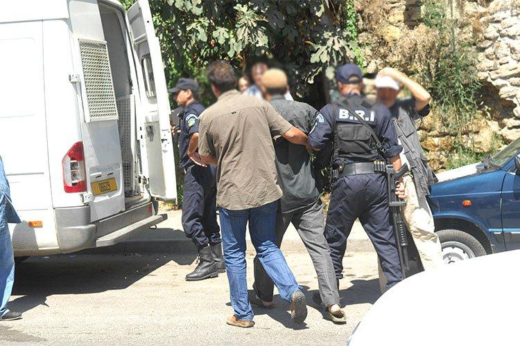 زوجان يؤسسان شبكة للنصب على المواطنين بقسنطينة زوجان يؤسسان شبكة للنصب على المواطنين بقسنطينة