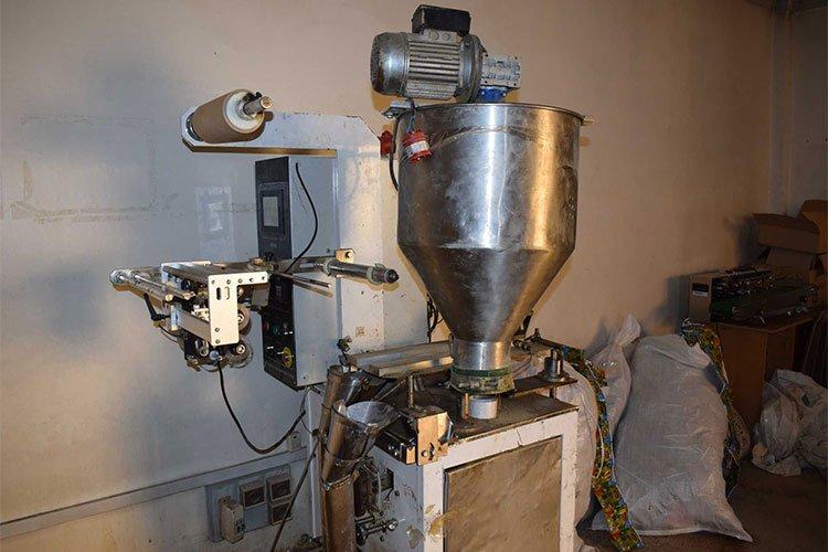 حجز عتاد لإنتاج “الشمة” المقلدة بقيمة 18 مليارا بسطيف حجز عتاد لإنتاج “الشمة” المقلدة بقيمة 18 مليارا بسطيف