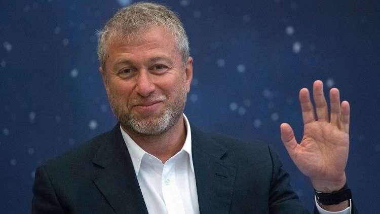 الملياردير الروسي أبراموفيتش يتنازل عن رعاية نادي تشيلسي الملياردير الروسي أبراموفيتش يتنازل عن رعاية نادي تشيلسي