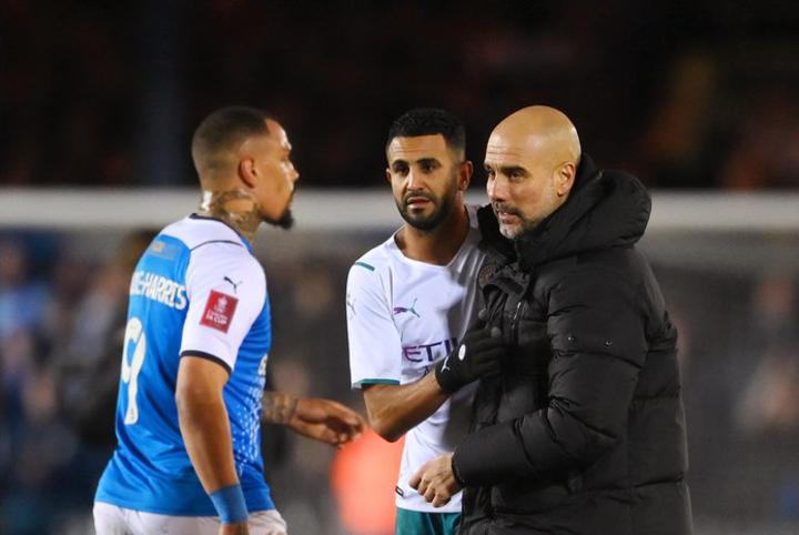 غوارديولا يشيد بمحرز بعد تألقه في كأس الإتحاد الإنجليزي غوارديولا يشيد بمحرز بعد تألقه في كأس الإتحاد الإنجليزي