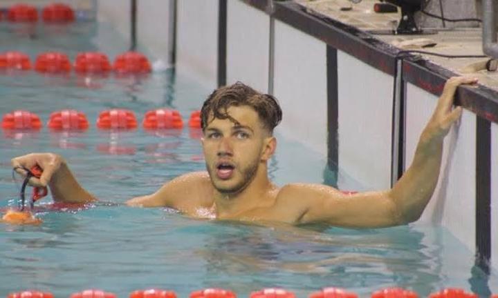 السباح صيود يتوج بالذهب ويتأهل إلى مونديال اليابان السباح صيود يتوج بالذهب ويتأهل إلى مونديال اليابان