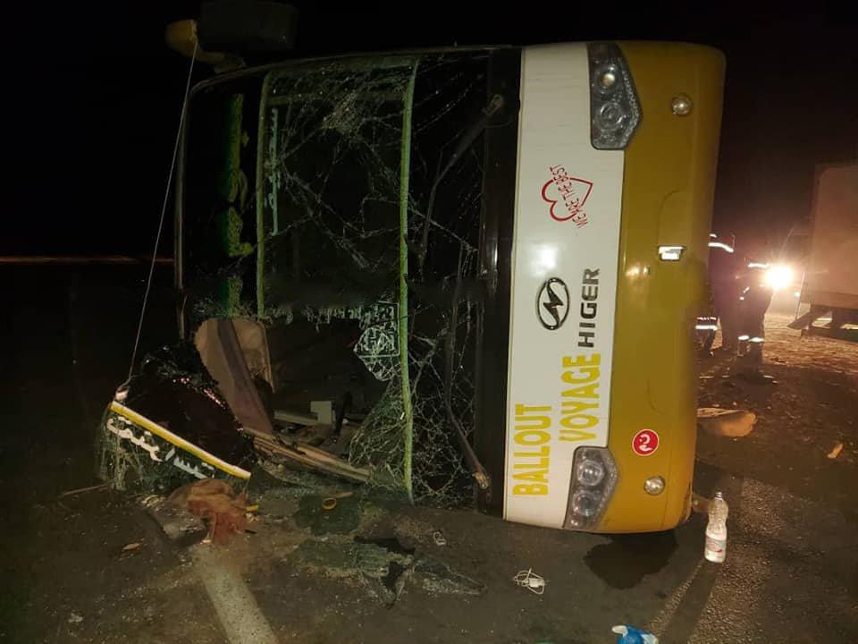 تمنراست: وفاة شخص وإصابة 22 آخرين في انقلاب حافلة لنقل المسافرين تمنراست: وفاة شخص وإصابة 22 آخرين في انقلاب حافلة لنقل المسافرين