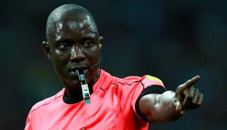 الغامبي غاساما لإدارة موقعة تشاكر بين الجزائر والكاميرون الغامبي غاساما لإدارة موقعة تشاكر بين الجزائر والكاميرون