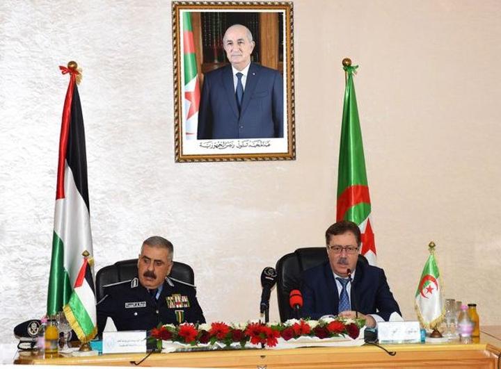 التكوين والتدريب محور لقاء المدير العام للشرطة مع نظيره الفلسطيني التكوين والتدريب محور لقاء المدير العام للشرطة مع نظيره الفلسطيني