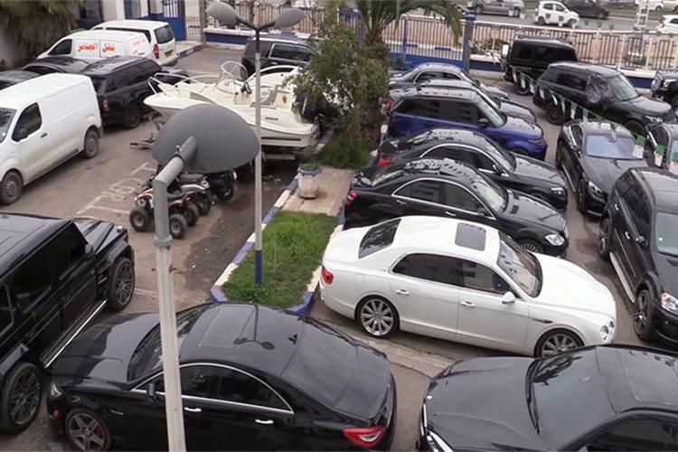 سارقو سيارات طحكوت رهن الحبس بالشلف سارقو سيارات طحكوت رهن الحبس بالشلف