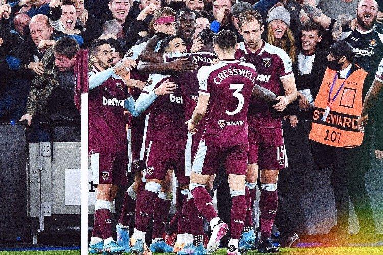 بن رحمة يبلغ ربع نهائي الدوري الأوروبي بن رحمة يبلغ ربع نهائي الدوري الأوروبي