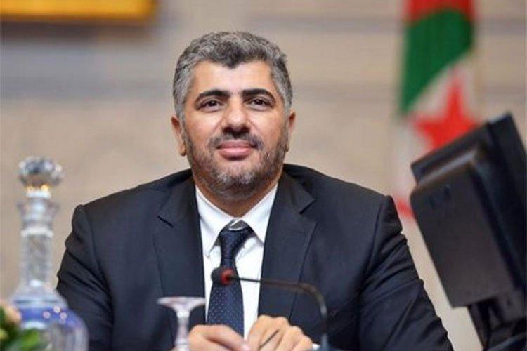 قضية مجمع بن عمر: التماس 10 سنوات حبسا بحق أويحي وسلال قضية مجمع بن عمر: التماس 10 سنوات حبسا بحق أويحي وسلال