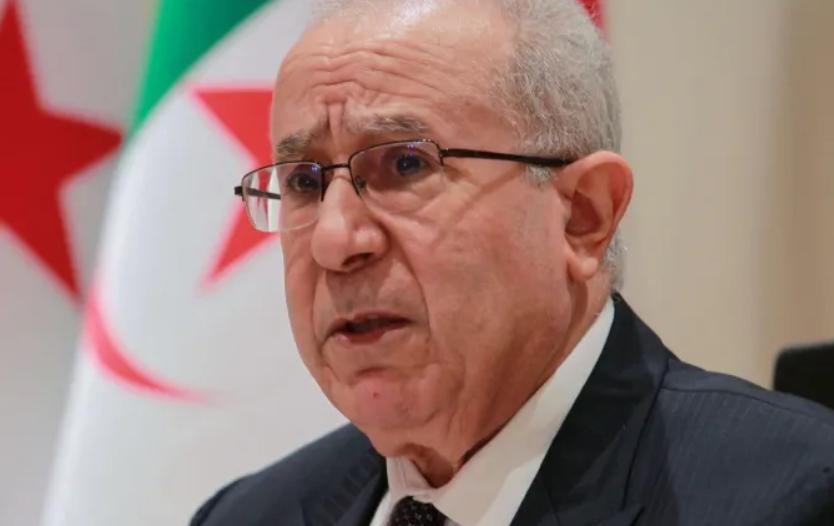 لعمامرة يعزّي في وفاة الدبلوماسي الراحل محمد غوالمي لعمامرة يعزّي في وفاة الدبلوماسي الراحل محمد غوالمي