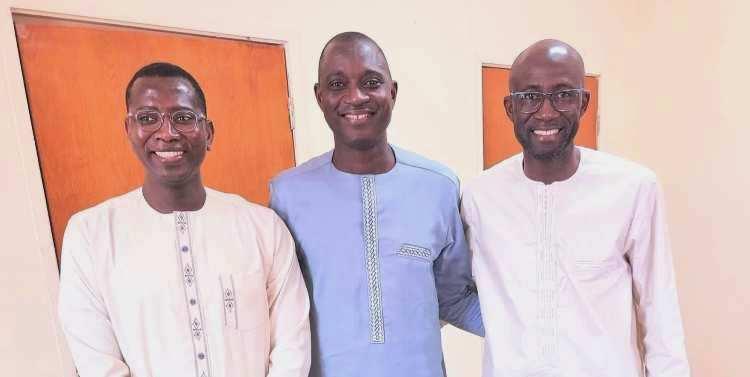 الجزائريون “يرجمون” الحكم غاساما بعد ظهوره! الجزائريون “يرجمون” الحكم غاساما بعد ظهوره!