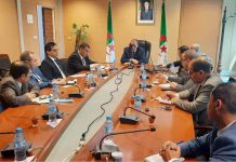 تعليمات جديدة من رزيق حول تموين السوق بالمواد واسعة الإستهلاك تعليمات جديدة من رزيق حول تموين السوق بالمواد واسعة الإستهلاك