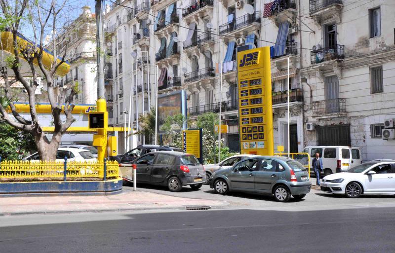 هل سيتم رفع أسعار الوقود؟ هل سيتم رفع أسعار الوقود؟