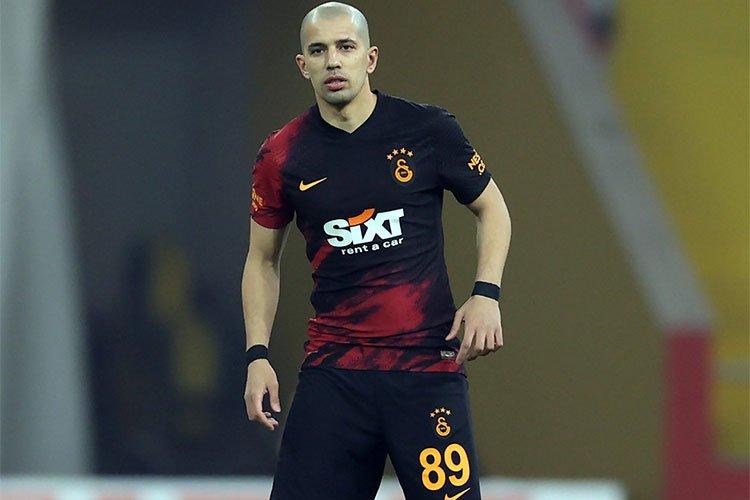 فيغولي يودع جماهير غالطة سراي التركي فيغولي يودع جماهير غالطة سراي التركي