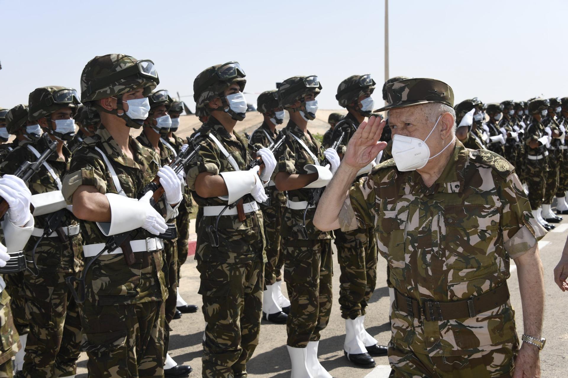 بالصور: “ردع 2022”.. تمرين ليلي بالذخيرة الحيّة في أمدوكال بالصور: “ردع 2022”.. تمرين ليلي بالذخيرة الحيّة في أمدوكال