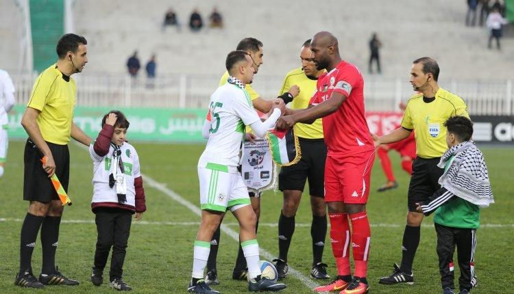 الدخول مجّاني للجمهور في مباراة الجزائر وفلسطين الدخول مجّاني للجمهور في مباراة الجزائر وفلسطين