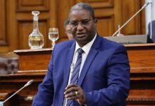 تأجيل محاكمة وزير السياحة السابق عبد القادر بن مسعود مرة أخرى تأجيل محاكمة وزير السياحة السابق عبد القادر بن مسعود مرة أخرى