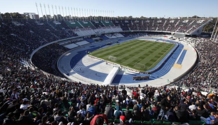 ملعب “5 جويلية” مسرحا لِمباراة الجزائر وأوغندا ملعب “5 جويلية” مسرحا لِمباراة الجزائر وأوغندا