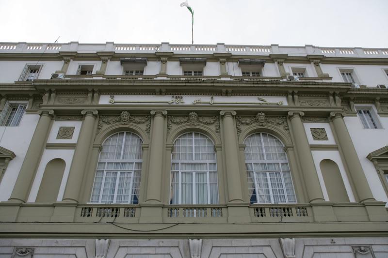 قوجيل يستقبل السفير الفرنسي بالجزائر قوجيل يستقبل السفير الفرنسي بالجزائر