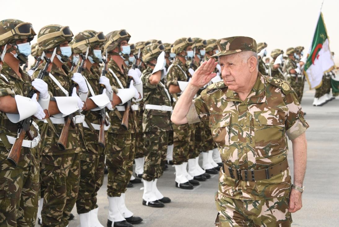 الفريق شنقريحة: الإيمان بالوطن يتطلب أفعالا لا أقوالا الفريق شنقريحة: الإيمان بالوطن يتطلب أفعالا لا أقوالا