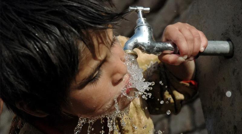 نظام الشرب الصحيح في فصل الصيف نظام الشرب الصحيح في فصل الصيف