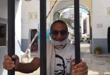 الجزائر: حكم بالسجن النافذ لستة أشهر على الصحافي إحسان القاضي ـ (فيديو) الجزائر: حكم بالسجن النافذ لستة أشهر على الصحافي إحسان القاضي ـ (فيديو)