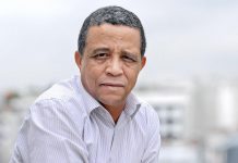 ياسمينة خضرا: أنا أكبر كاتب له صدى في العالم اليوم ولا تواصل مع الكتّاب الجزائريين ياسمينة خضرا: “أنا أكبر كاتب له صدى في العالم اليوم ولا تواصل مع الكتّاب الجزائريين لأني ربما كبير عليهم بزّاف”