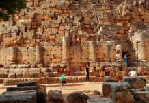 الضريح الملكي الموريتاني… قصة حب خالدة في الجزائر الضريح الملكي الموريتاني... قصة حب خالدة في الجزائر