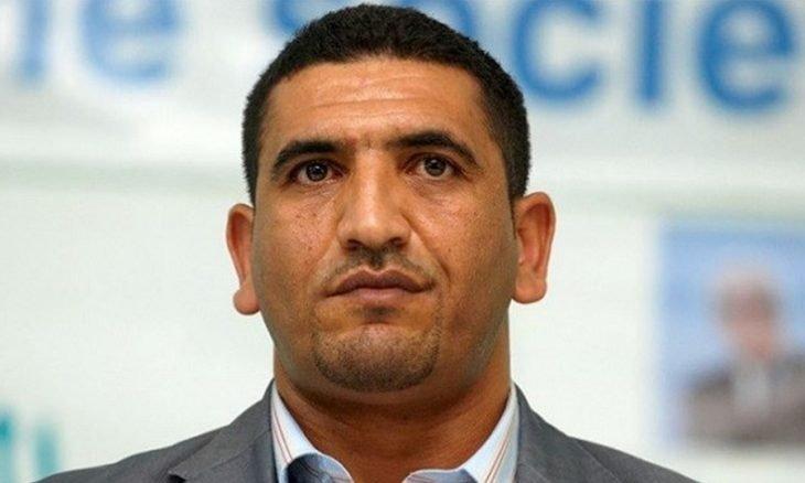 منع رموز المعارضة الراديكالية من إحياء ذكرى “مؤتمر الصومام”.. وتبون يتعهد بعدم الرجوع لممارسات العهد السابق منع رموز المعارضة الراديكالية من إحياء ذكرى “مؤتمر الصومام”.. وتبون يتعهد بعدم الرجوع لممارسات العهد السابق