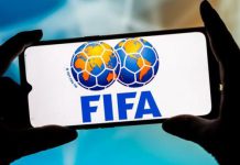 “فيفا” يزيد متاعب أندية جزائرية بأحكام صارمة "فيفا" يزيد متاعب أندية جزائرية بأحكام صارمة