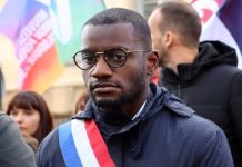 النائب ضحية العنصرية في البرلمان الفرنسي يزور الجزائر لحشد الدعم لمبادرة إعادة الجماجم النائب ضحية العنصرية في البرلمان الفرنسي يزور الجزائر لحشد الدعم لمبادرة إعادة الجماجم