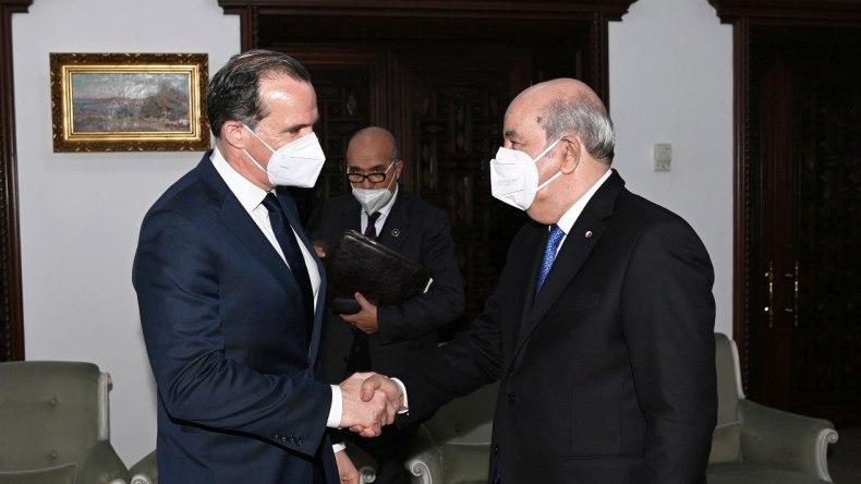 “الشراكة الأمريكية مع الجزائر قوية جدا ونعمل على تعزيزها” “الشراكة الأمريكية مع الجزائر قوية جدا ونعمل على تعزيزها”