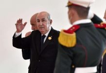 الرئيس الجزائري يجدد تعهده بمحاربة الفساد والفاسدين الرئيس الجزائري يجدد تعهده بمحاربة الفساد والفاسدين