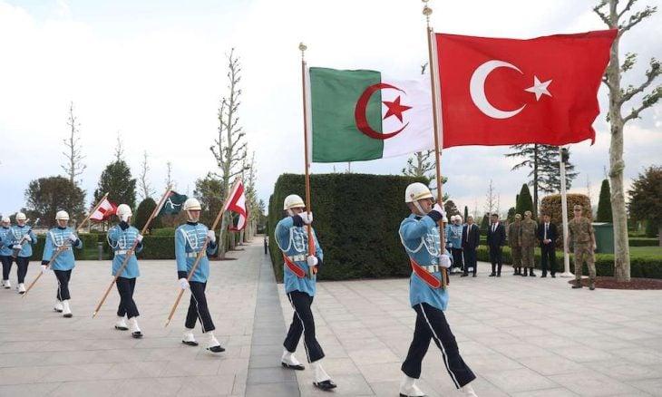 جون أفريك: تركيا أردوغان تموضعت كوسيط بين الجزائر والمغرب