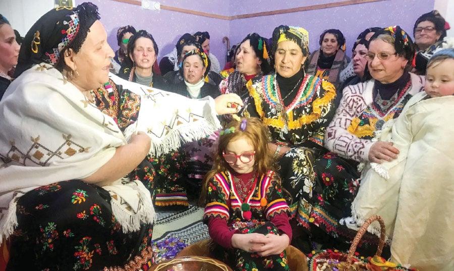 محافظات الجزائر تتزين بالألوان المزركشة احتفالا برأس السنة الأمازيغية 2973 محافظات الجزائر تتزين بالألوان المزركشة احتفالا برأس السنة الأمازيغية 2973