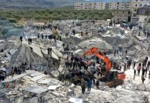 الخارجية الجزائرية تعلن مصرع مواطنة وابنتها بزلزال تركيا الخارجية الجزائرية تعلن مصرع مواطنة وابنتها بزلزال تركيا