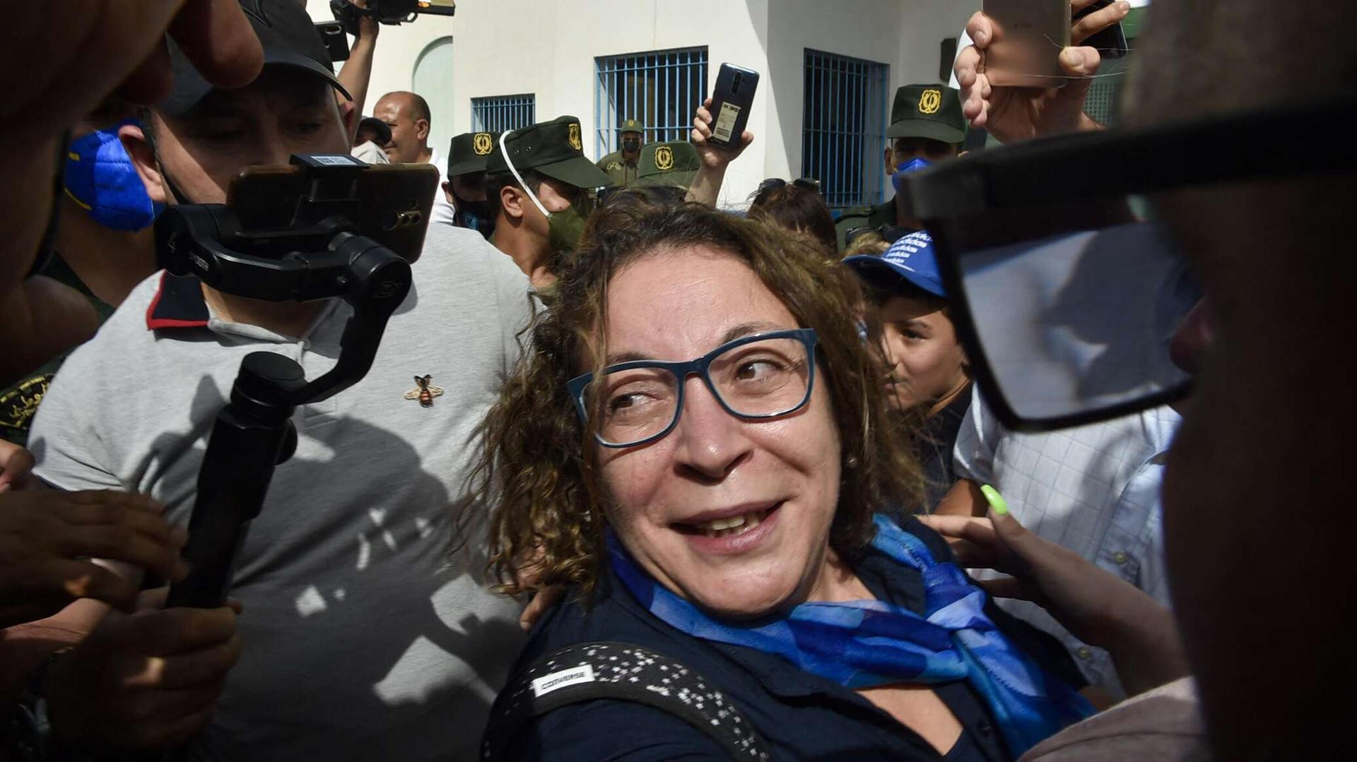 هل تتجه الجزائر لتخفيض تمثيلها الدبلوماسي بفرنسا بعد واقعة هل تتجه الجزائر لتخفيض تمثيلها الدبلوماسي بفرنسا بعد واقعة