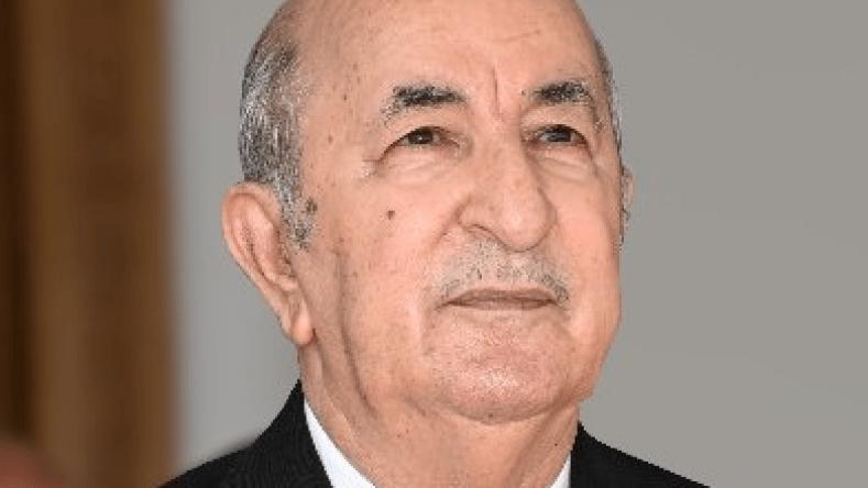 الرئيس تبون يعزّي في وفاة العميد صنادلة محمد توفيق الرئيس تبون يعزّي في وفاة العميد صنادلة محمد توفيق