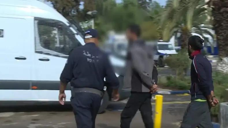 توقيف عصابة زرعت الرعب بين المواطنين بدرقانة توقيف عصابة زرعت الرعب بين المواطنين بدرقانة