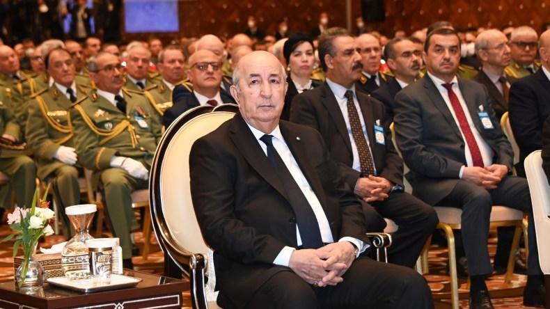 الرئيس تبون يمنح وسام الإستحقاق الوطني بدرجة عهيد للمجاهدين دباغ ودمارجي الرئيس تبون يمنح وسام الإستحقاق الوطني بدرجة عهيد للمجاهدين دباغ ودمارجي