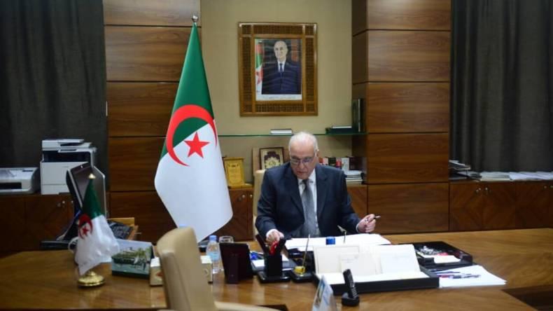 الوزير عطاف يستقبل سفيرين جديدين الوزير عطاف يستقبل سفيرين جديدين