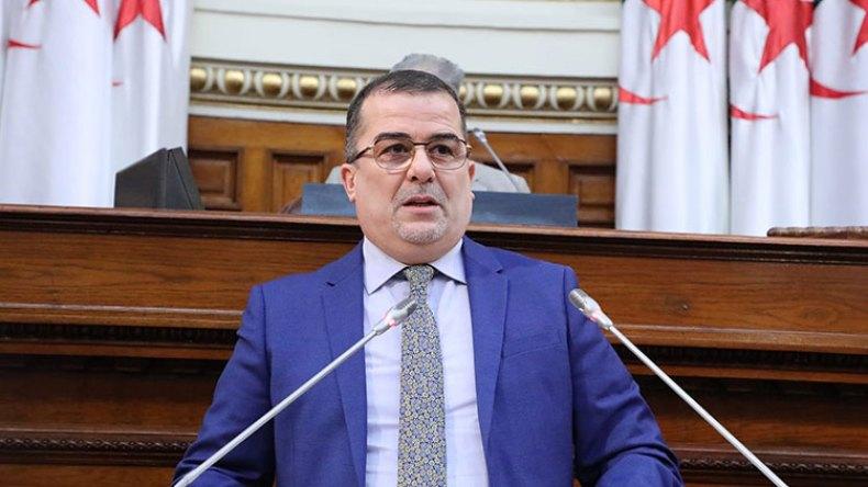 وزير العمل: الدولة عازمة على إعادة تنظيم العمل النقابي وزير العمل: الدولة عازمة على إعادة تنظيم العمل النقابي
