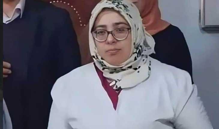 سنتان سجنا نافذا للتلميذ الذي طعن أستاذته بخنجر في فناء مدرسة جزائرية سنتان سجنا نافذا للتلميذ الذي طعن أستاذته بخنجر في فناء مدرسة جزائرية