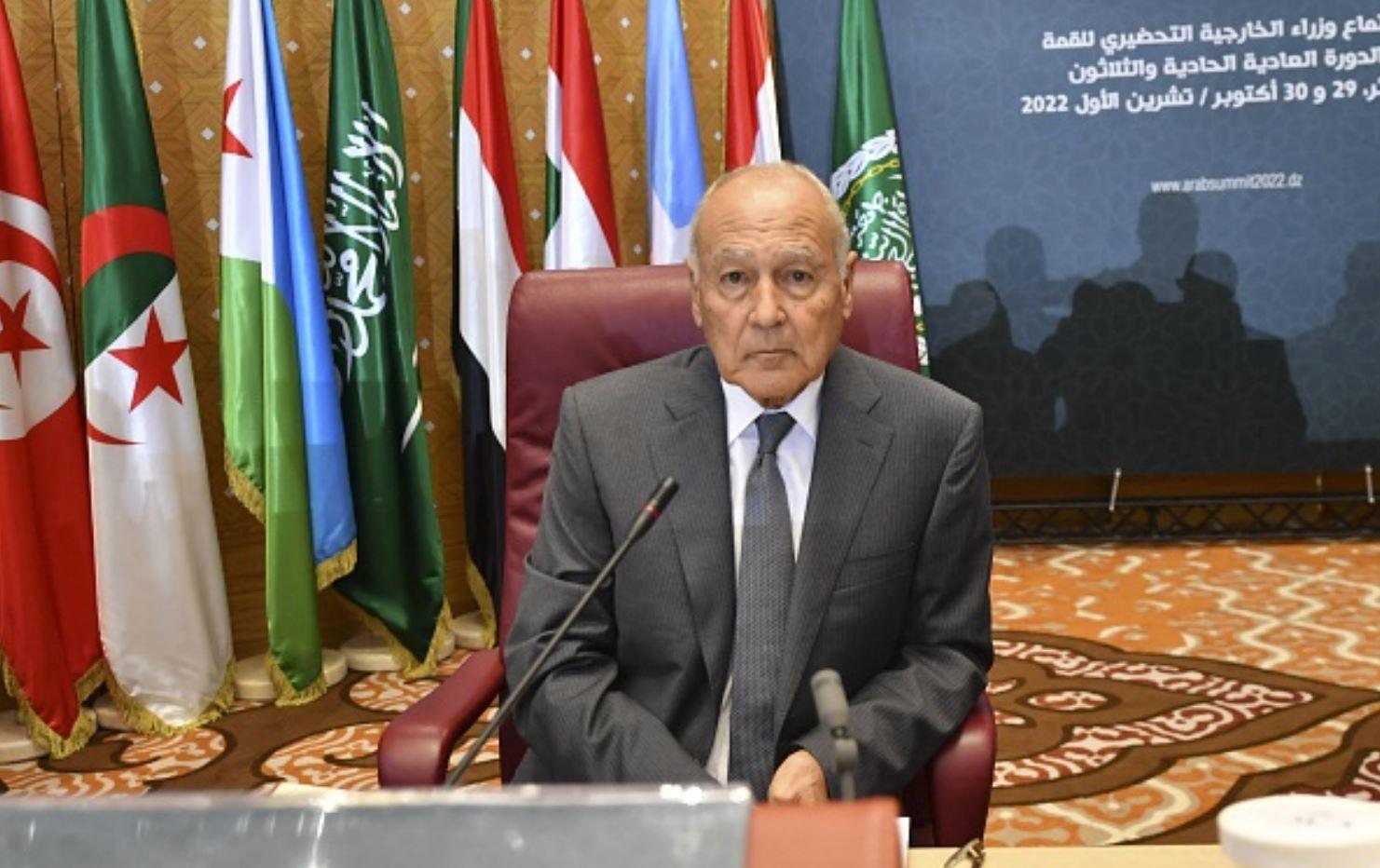 عطاف يطالب أبو الغيط بتطبيق قرار القمة العربية حول عضوية فلسطين