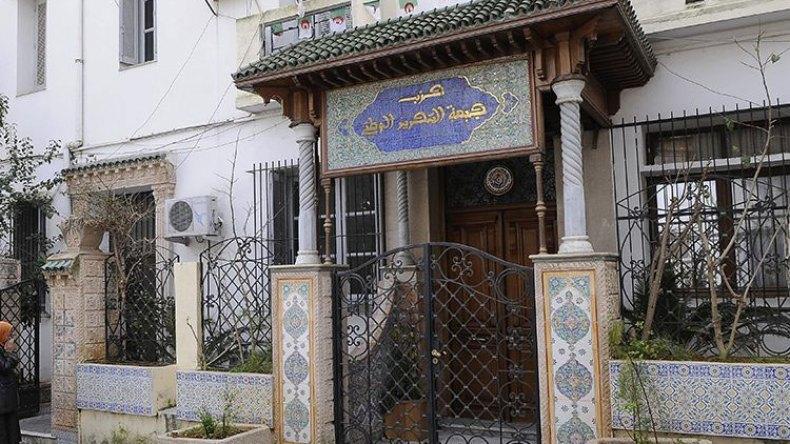 “الأفلان” يسرع الخطى لعقد المؤتمر والرخصة محل تساؤلات! “الأفلان” يسرع الخطى لعقد المؤتمر والرخصة محل تساؤلات!