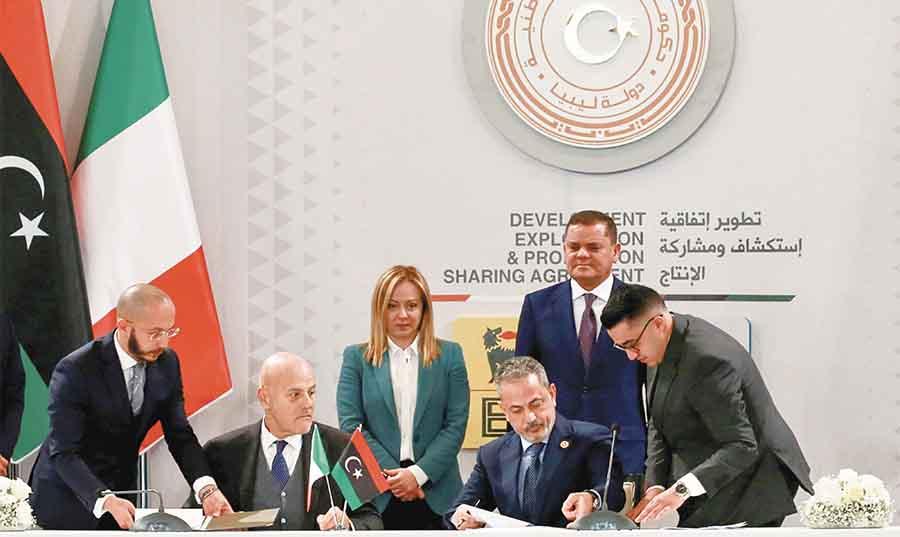 إحلال السلام في ليبيا سيؤدي إلى تحقيق مكاسب اقتصادية كبيرة إحلال السلام في ليبيا سيؤدي إلى تحقيق مكاسب اقتصادية كبيرة