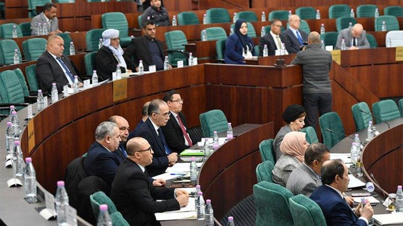 الأجور والتعويضات والحصانة على طاولة النواب بعد العيد الأجور والتعويضات والحصانة على طاولة النواب بعد العيد