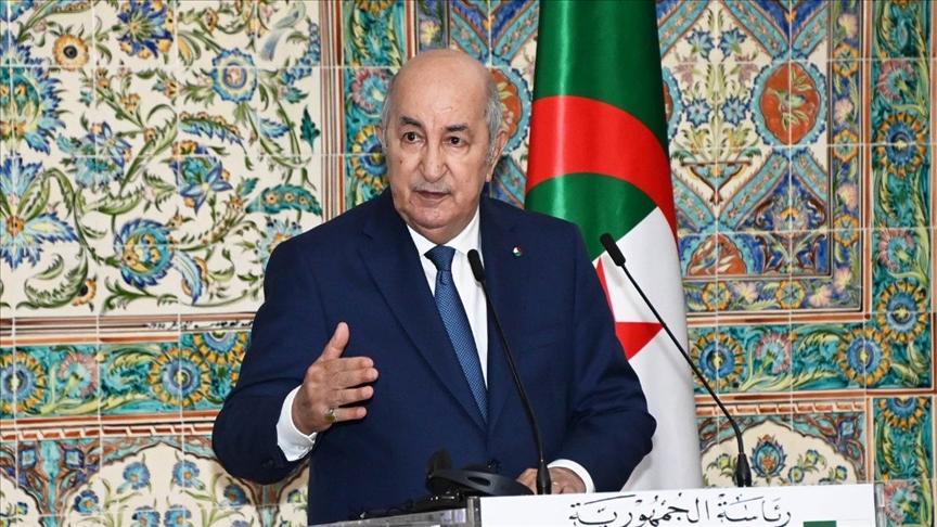 الرئيس الجزائري يقترح تحركا رباعيا لوقف القتال بالسودان