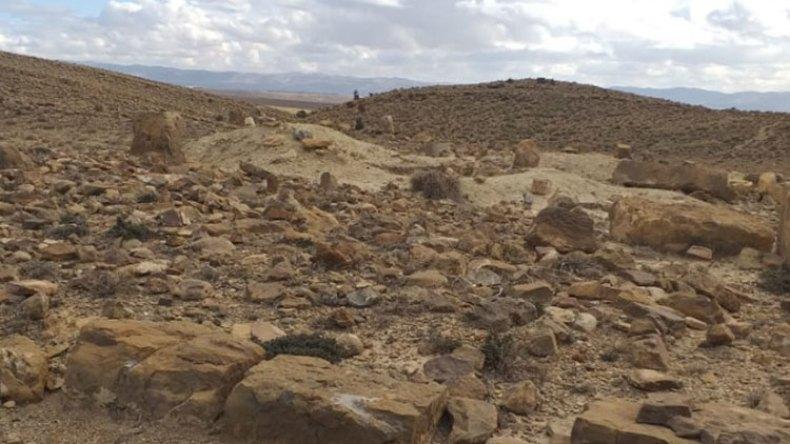 نهب للآثار تحت غطاء الاستثمار السياحي بخنشلة نهب للآثار تحت غطاء الاستثمار السياحي بخنشلة