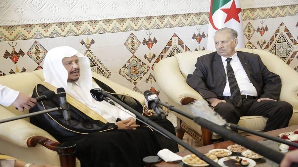رئيس مجلس الشورى السعودي في الجزائر بزيارة رسمية رئيس مجلس الشورى السعودي في الجزائر بزيارة رسمية