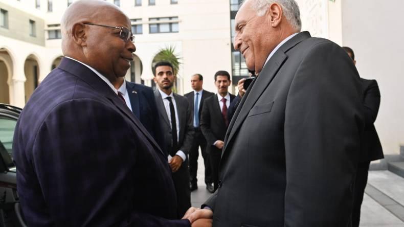 تعزيز التعاون الاقتصادي محور لقاء عطاف مع ئيس المجلس الوطني لزيمبابوي تعزيز التعاون الاقتصادي محور لقاء عطاف مع ئيس المجلس الوطني لزيمبابوي