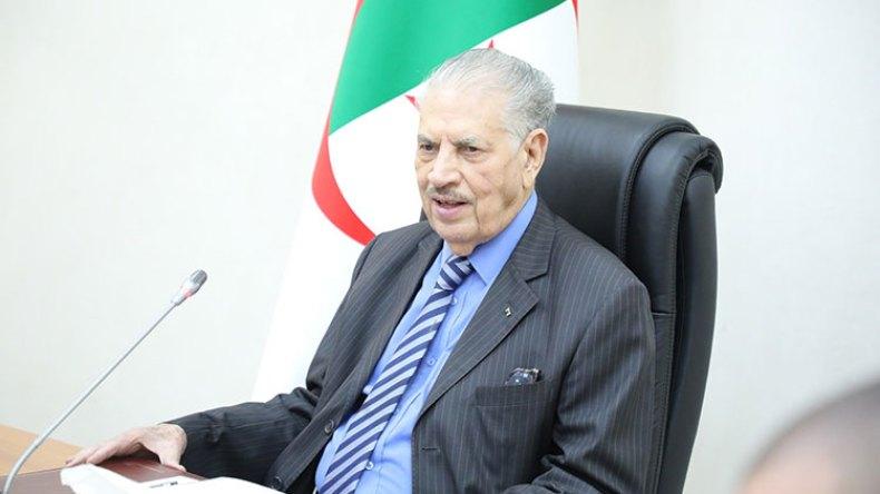 الرئيس تبون في معركة الحفاظ على السيادة ومواجهة الأعداء الرئيس تبون في معركة الحفاظ على السيادة ومواجهة الأعداء